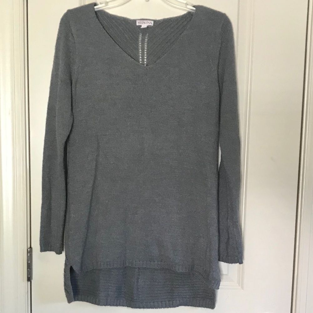 💰 3/$10 Merona V-Neck Sweater Size M